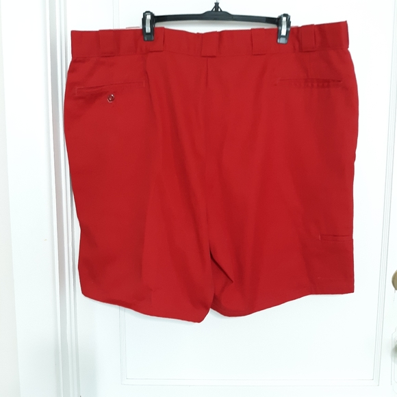 DICKIES Loose Fit Shorts Red Size 46 - Picture 2 of 6